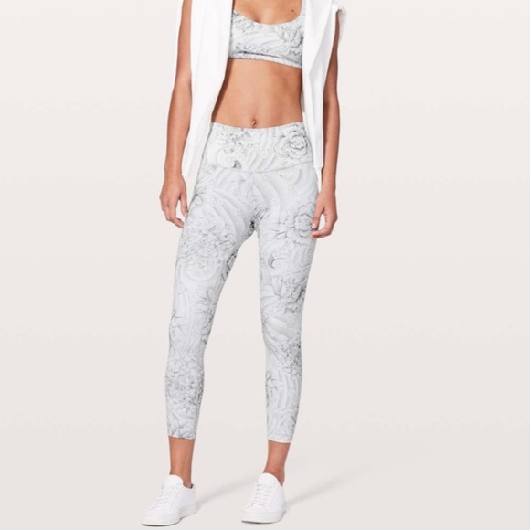 Lululemon Wunder Under Hi-Rise 7/8 Tight *25" - Picture 2 of 6